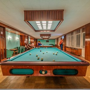 Бильярд в санатории Горный воздух в городе Железноводске - фотография