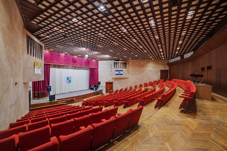 Киноконцертный зал в санатории Горный воздух в городе Железноводске - фотография