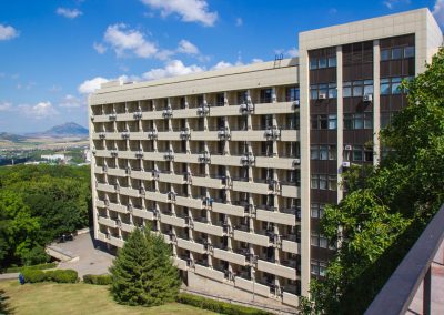 Корпус в санатории Горный воздух в городе Железноводске - фотография