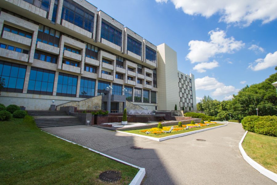 Корпус в санатории Горный воздух в городе Железноводске - фотография