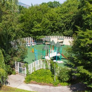 Детская площадка в санатории Горный воздух в городе Железноводске - фотография