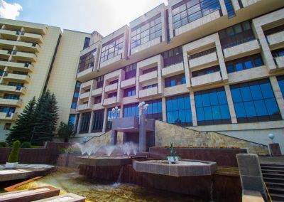 Фонтан в санатории Горный воздух в городе Железноводске - фотография