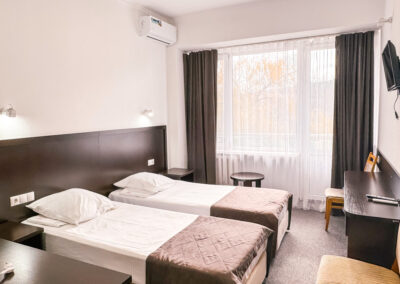 Номер ПК 2 местный в корпусе №2 санатория «Горный воздух» в г. Железноводске - фотография