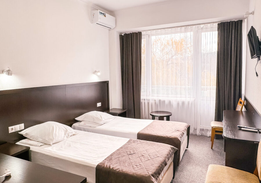 Номер ПК 2 местный в корпусе №2 санатория «Горный воздух» в г. Железноводске - фотография