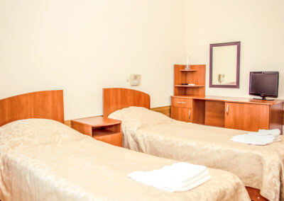 Номер «Стандарт» 2 местный в корпусе №2 санатория «Горный воздух» в г. Железноводске - фотография