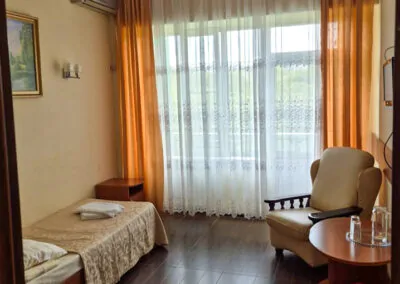 Номер 1 местный в корпусе №2 санатория «Горный воздух» в г. Железноводске - фотография