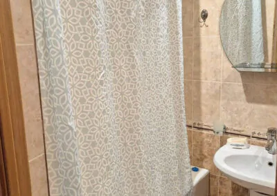 Номер 1 местный в корпусе №2 санатория «Горный воздух» в г. Железноводске - фотография