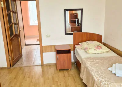 Номер 1 местный в корпусе №2 санатория «Горный воздух» в г. Железноводске - фотография