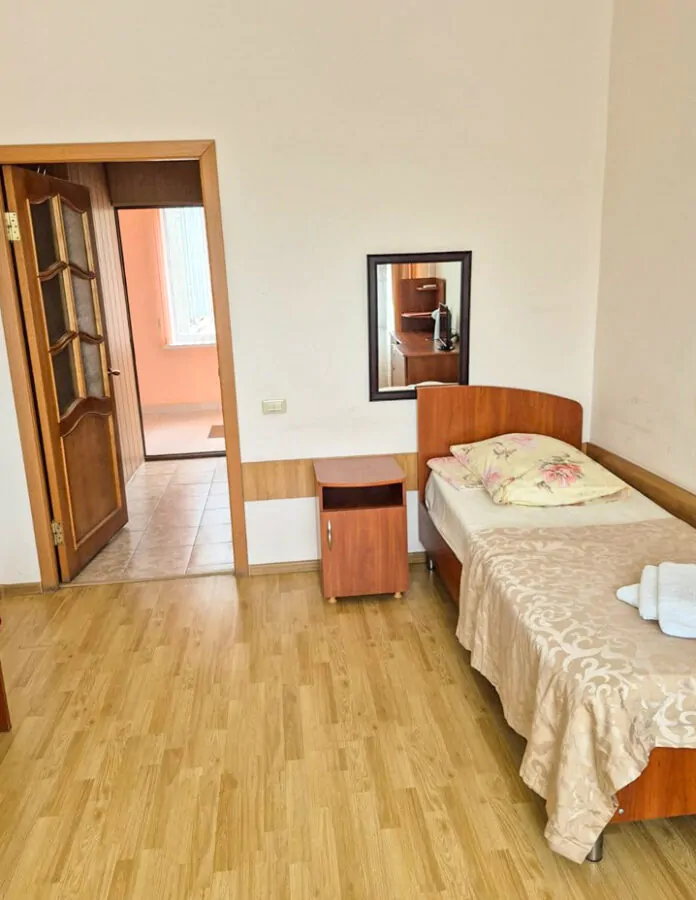 Номер 1 местный в корпусе №2 санатория «Горный воздух» в г. Железноводске - фотография