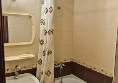 Номер 1 местный в корпусе №2 санатория «Горный воздух» в г. Железноводске - фотография